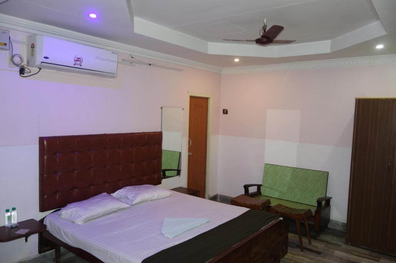 Hotel Hcb Brahmapur Extérieur photo