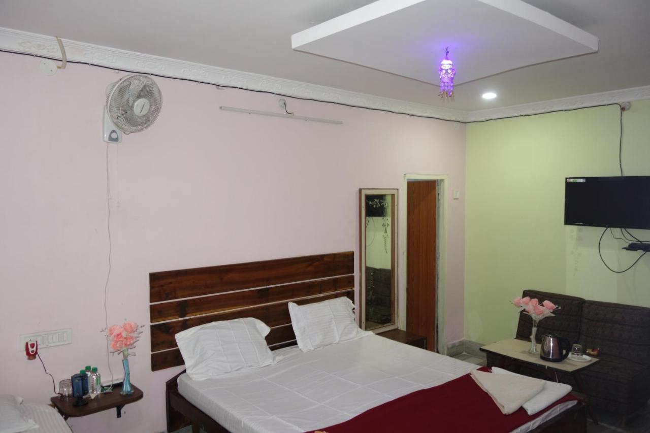 Hotel Hcb Brahmapur Extérieur photo
