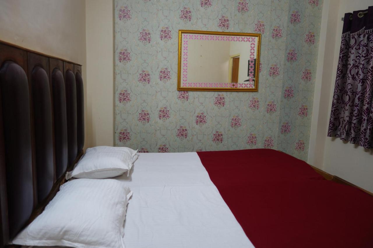 Hotel Hcb Brahmapur Extérieur photo
