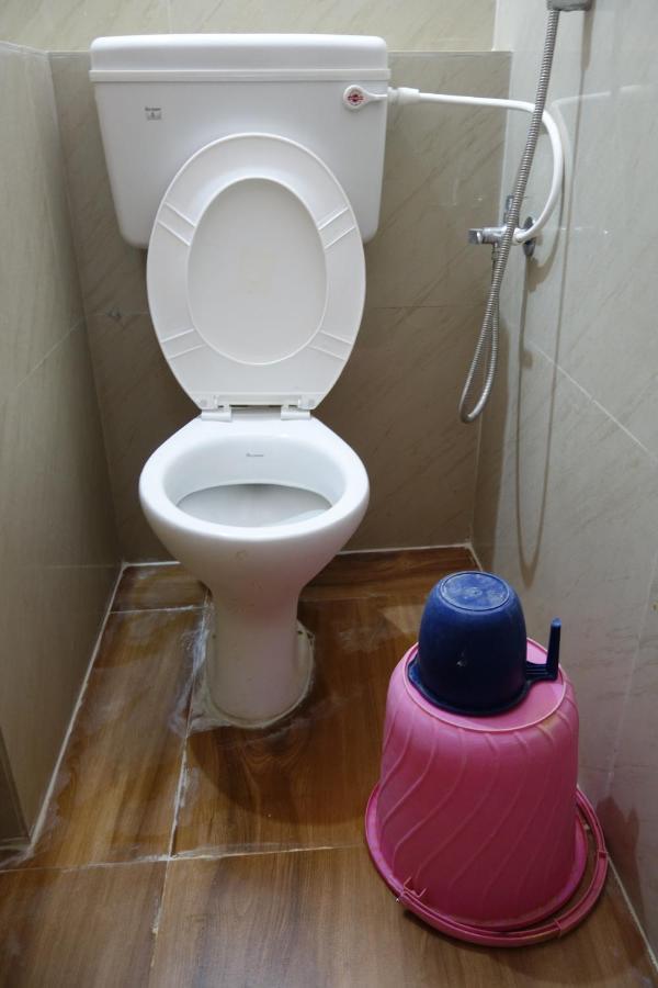 Hotel Hcb Brahmapur Extérieur photo
